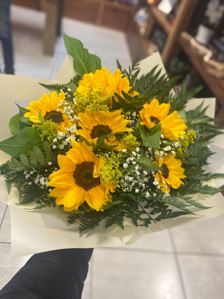 Buquê 6 girassois